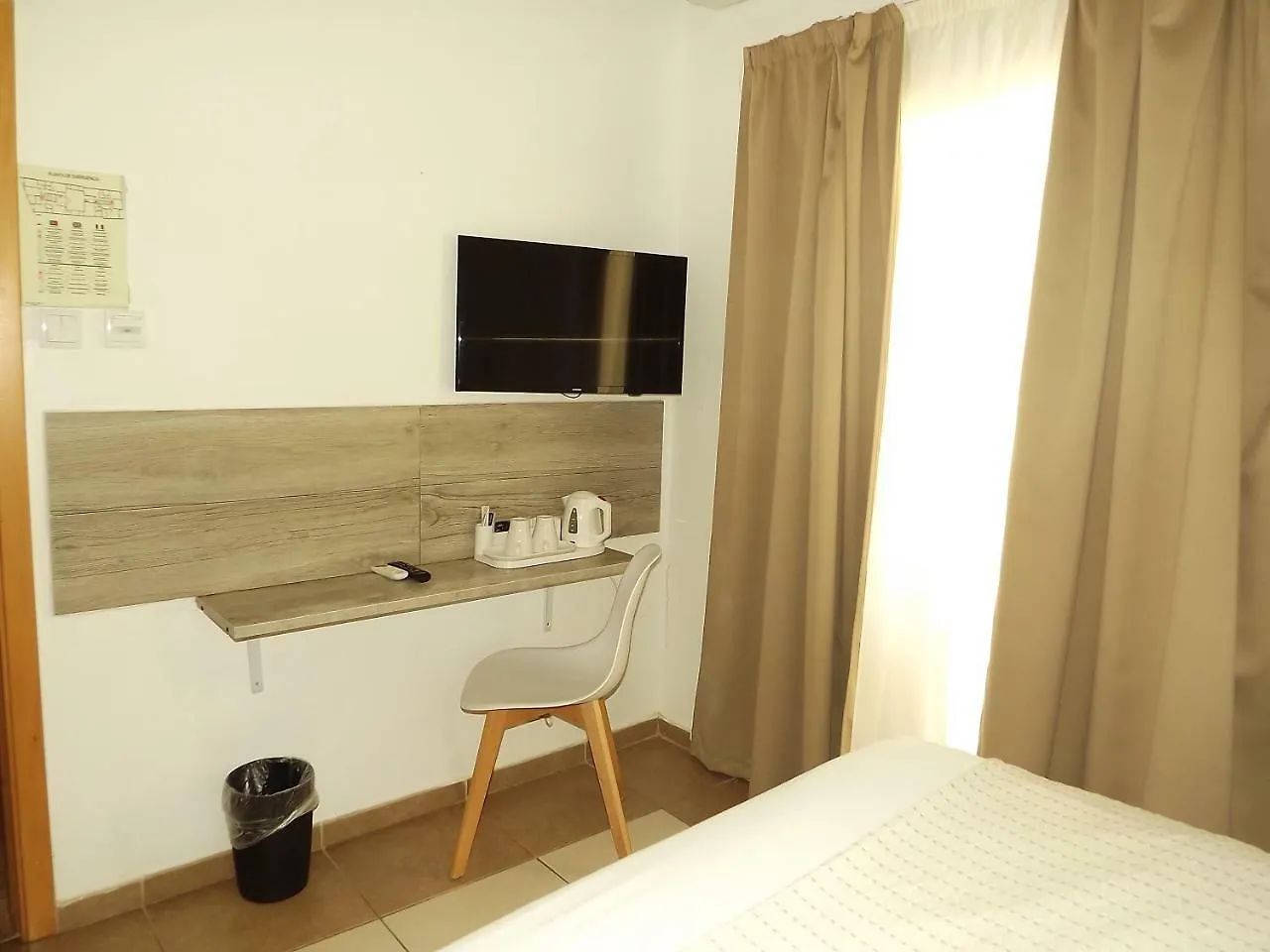 Hotel Mar Azul Lagos 2*,  Portugal