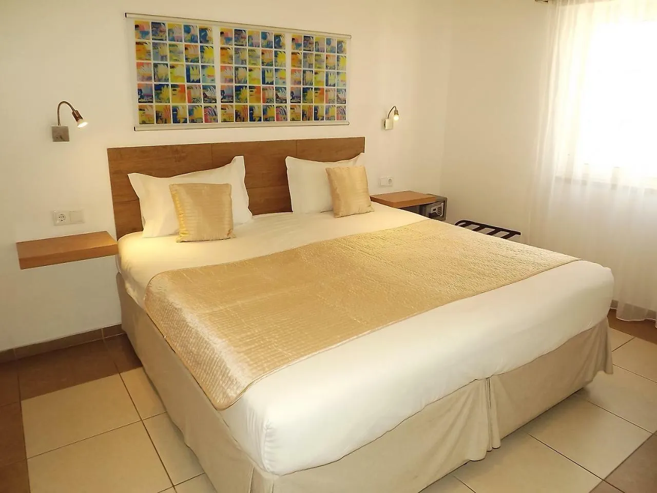 Hotel Mar Azul Lagos